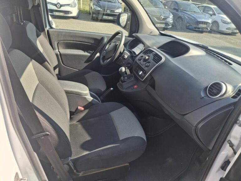 Renault Kangoo 1,5BlueDCI115cv Grand Confort+Caméra - Image 06 (July 7, 2026)
