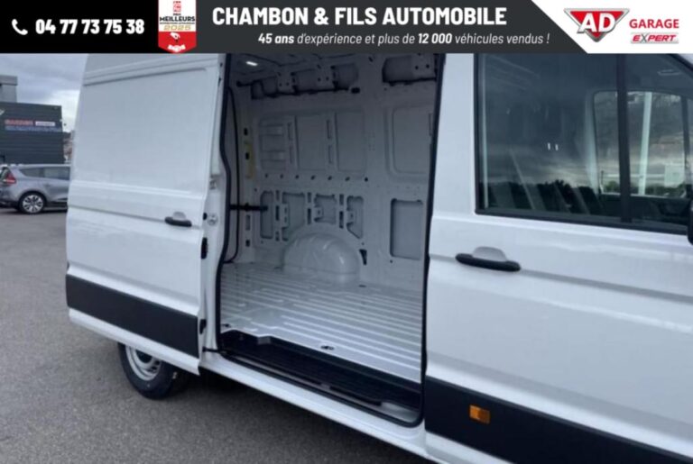 Volkswagen Crafter VAN 35 2.0 TDI 140 CH BVA8 BUSINESS Prix ht - Image 03 (July 7, 2026)