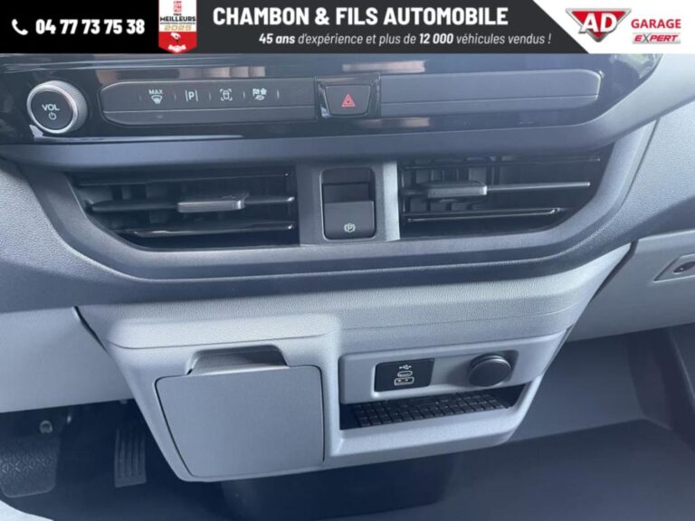 Ford Transit Custom FOURGON 320 2.0 ECOBLUE 170 CH BVA8 SPORT Prix:36658 HT - Image 14 (July 7, 2026)
