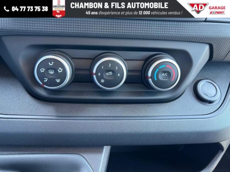 Renault Trafic FOURGON FG BLUE DCI 150 3T GSR2 ADVANCE prix HT 26658 € - Image 08 (July 7, 2026)