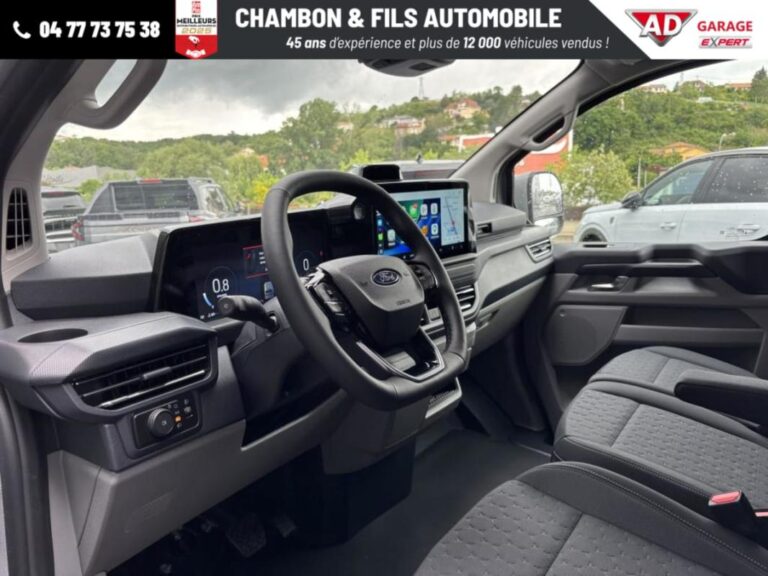 Ford Transit Custom FOURGON 320 2.0 ECOBLUE 170 CH BVA8 LIMITED Prix: 36658 HT - Image 07 (July 7, 2026)