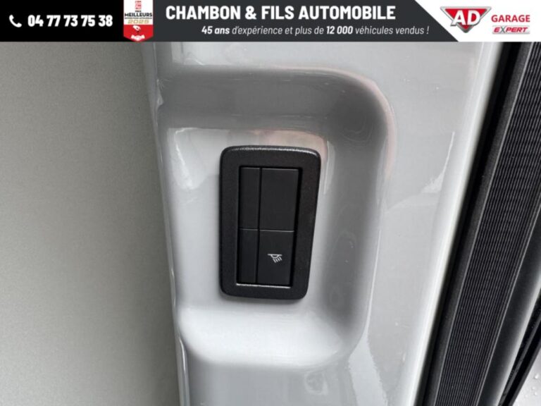 Ford Transit Custom FOURGON 320 2.0 ECOBLUE 170 CH BVA8 4X4 SPORT Prix: 42908 HT - Image 15 (July 7, 2026)