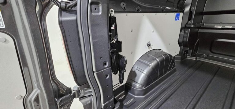Ford Transit Custom CABINE APPROFONDIE CA 320 2.0 ECOBLUE 170 CH BVA8 SPORT - Image 20 (July 7, 2026)