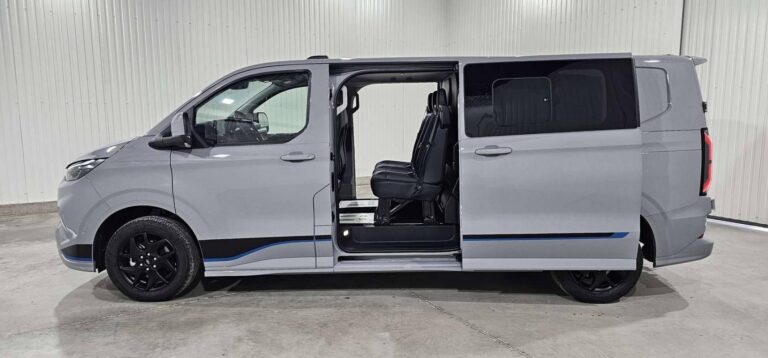 Ford Transit Custom CABINE APPROFONDIE CA 320 2.0 ECOBLUE 170 CH BVA8 SPORT - Image 14 (July 7, 2026)