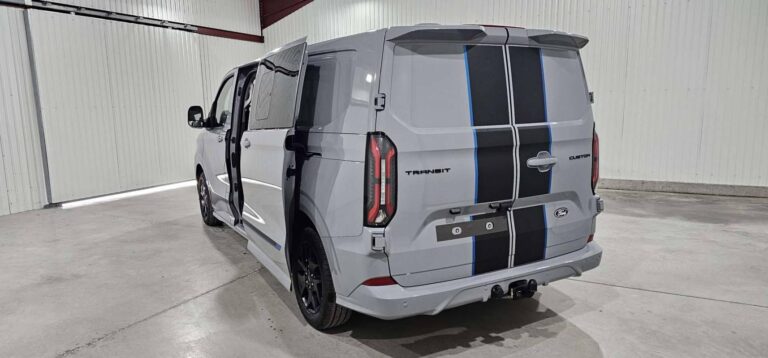 Ford Transit Custom CABINE APPROFONDIE CA 320 2.0 ECOBLUE 170 CH BVA8 SPORT - Image 15 (July 7, 2026)
