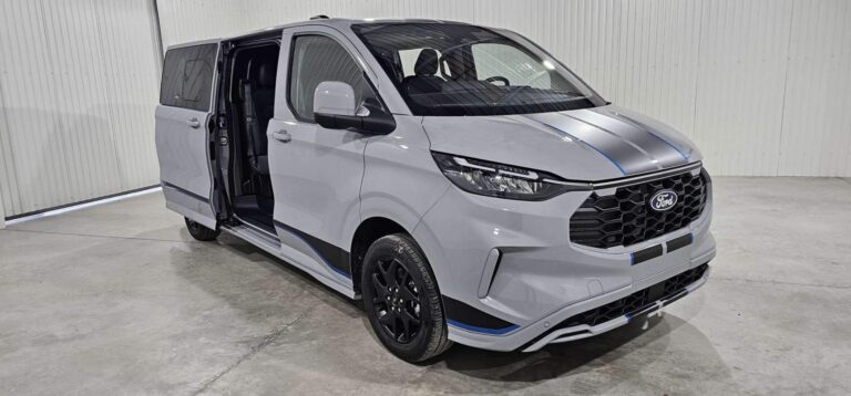 Ford Transit Custom CABINE APPROFONDIE CA 320 2.0 ECOBLUE 170 CH BVA8 SPORT - Image 17 (July 7, 2026)