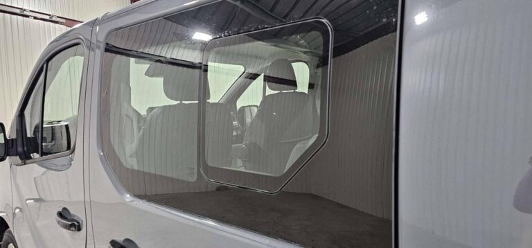 Nissan Primastar CABINE APPROFONDIE CA 2T8 2.0 DCI 170 S/S BVA9 TEKNA - Image 08 (July 7, 2026)
