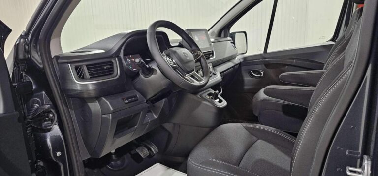 Renault Trafic CABINE APPROFONDIE CA BLUE DCI 170 BVA9 RED EDITION EXCLUSIVE - Image 05 (July 7, 2026)