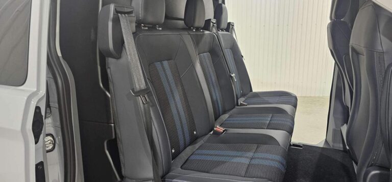 Ford Transit Custom CABINE APPROFONDIE CA 320 2.0 ECOBLUE 170 CH BVA8 SPORT - Image 10 (July 7, 2026)