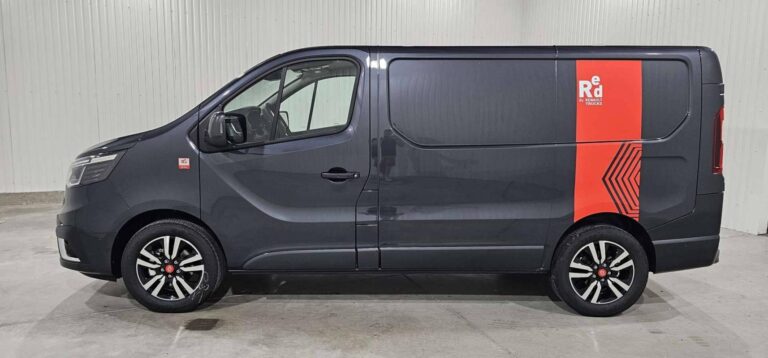 Renault Trafic FOURGON BLUE DCI 170 AUTO RED EDITION EXCLUSIVE - Image 05 (July 7, 2026)