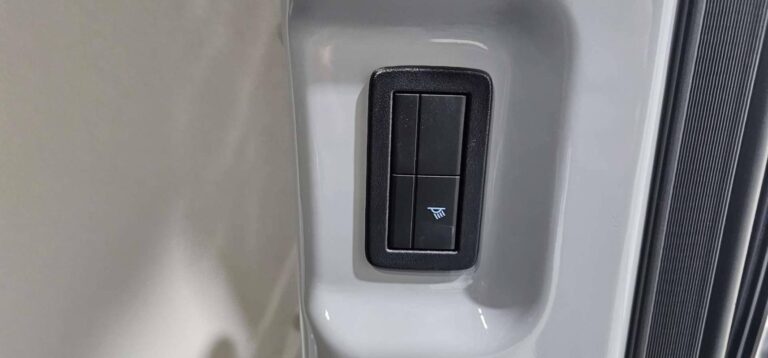 Ford Transit Custom CABINE APPROFONDIE CA 320 2.0 ECOBLUE 170 CH BVA8 SPORT - Image 19 (July 7, 2026)