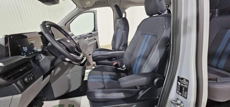 Ford Transit Custom CABINE APPROFONDIE CA 320 2.0 ECOBLUE 170 CH BVA8 SPORT - Image 05 (July 7, 2026)