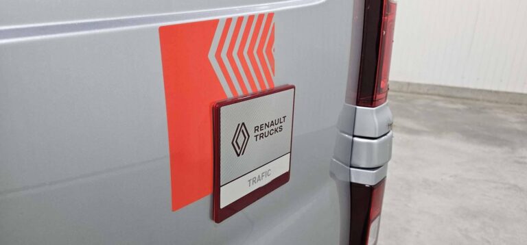 Renault Trafic CABINE APPROFONDIE CA BLUE DCI 170 BVA9 RED EDITION EXCLUSIVE - Image 12 (July 7, 2026)