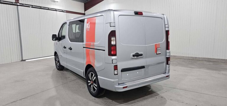 Renault Trafic CABINE APPROFONDIE CA BLUE DCI 170 BVA9 RED EDITION EXCLUSIVE - Image 05 (July 7, 2026)