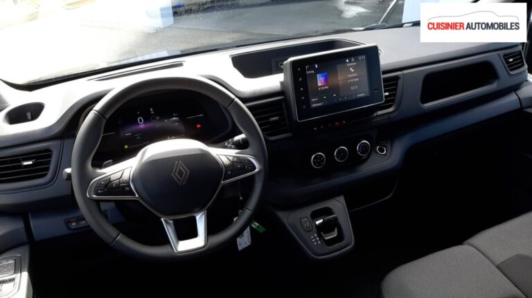 Renault Trafic CABINE APPROFONDIE 3T BLUE DCI 150 AUTO ADVANCE - Image 14 (July 7, 2026)