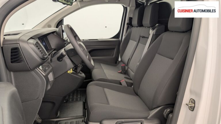 Peugeot Expert Fourgon M BLUEHDI 120 S BVM6 - Image 14 (July 7, 2026)
