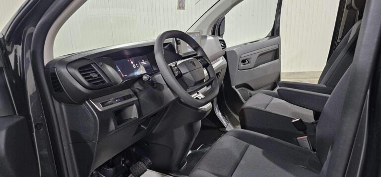Peugeot Expert CABINE APPROFONDIE CA FIXE XL BLUEHDI 180 S&S EAT8 - Image 04 (July 7, 2026)