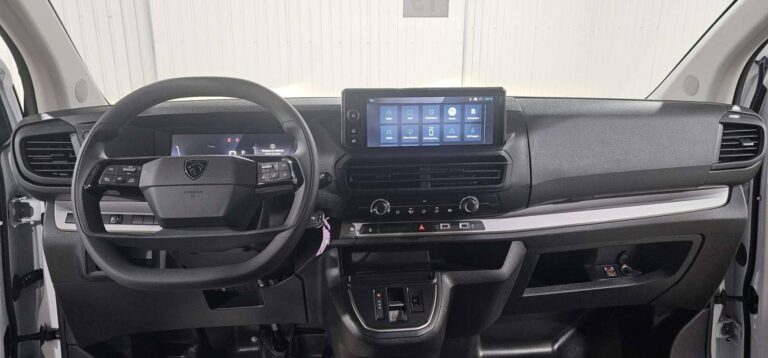 Peugeot Expert CABINE APPROFONDIE CA FIXE XL BLUEHDI 180 S&S EAT8 - Image 02 (July 7, 2026)