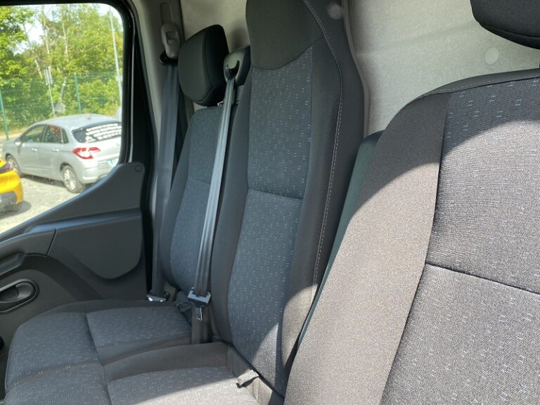 Opel Movano B FOURGON 3.3T 2.3 CDTI BITURBO – 135 TRACTION EDITION - Image 09 (July 7, 2026)