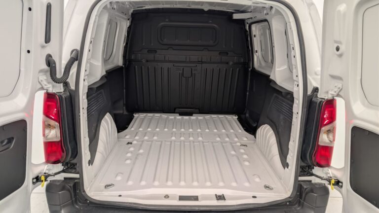 Peugeot Partner Fourgon M 650 KG BLUEHDI 100 S BVM6 - Image 19 (July 7, 2026)
