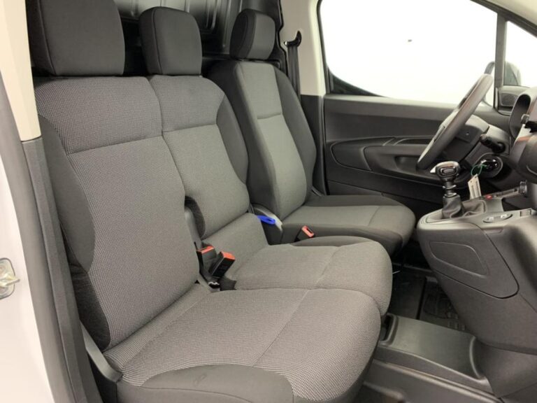 Citroën Berlingo VAN M DIESEL 100 CH MANUELLE - Image 09 (July 7, 2026)