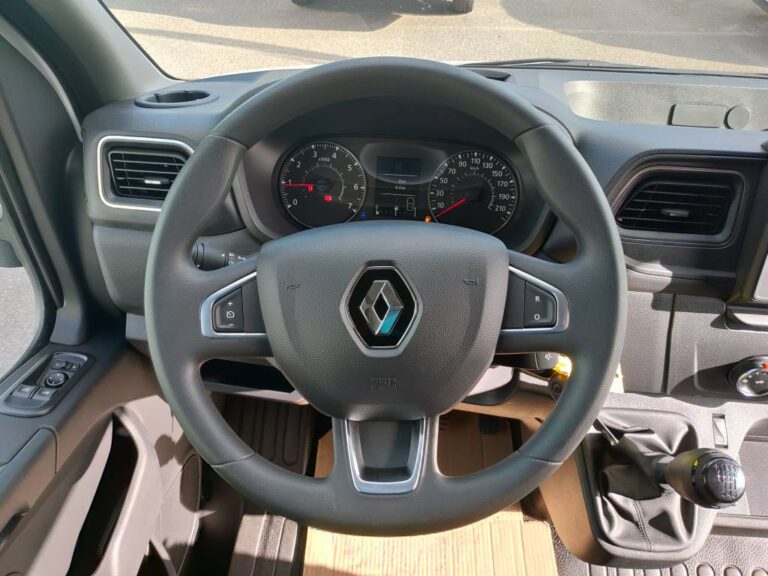 Renault Master III FG Tr CF F3300 Blue dCi 135 - Image 07 (July 7, 2026)
