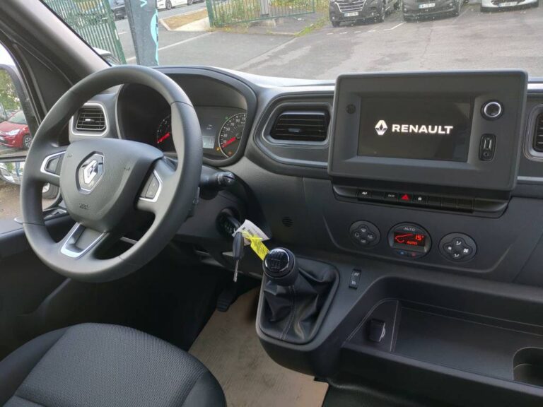 Renault Master III FG Tr GCF F2800 Blue dCi 135 - Image 06 (July 7, 2026)