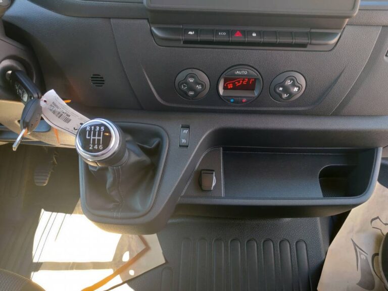 Renault Master III FG Tr GCF F2800 Blue dCi 135 - Image 09 (July 7, 2026)