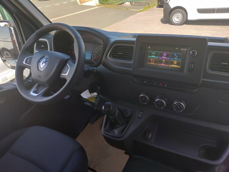 Renault Master III FG Tr GCF F2800 Blue dCi 135 - Image 07 (July 7, 2026)