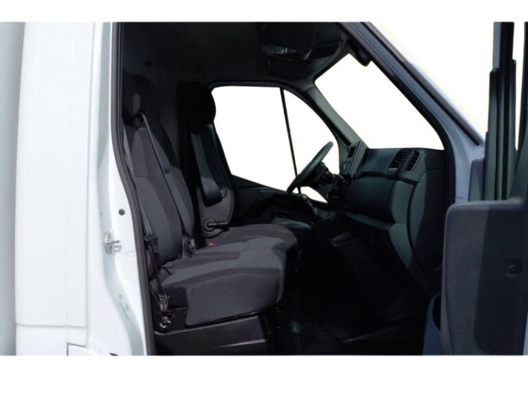Renault Master III Grand Volume 20m3 Tr F3500 Blue dCi 145 EVIE - Image 03 (July 7, 2026)