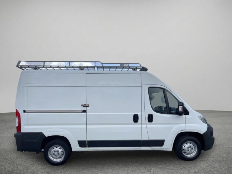 Citroën Jumper II 30 BlueHDi 130 BVM6 Club - Image 04 (July 7, 2026)