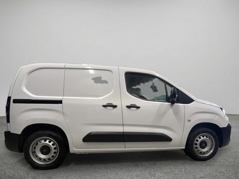 Peugeot Partner III M Charge utile major Dies 130 Auto PP Co - Image 04 (July 7, 2026)