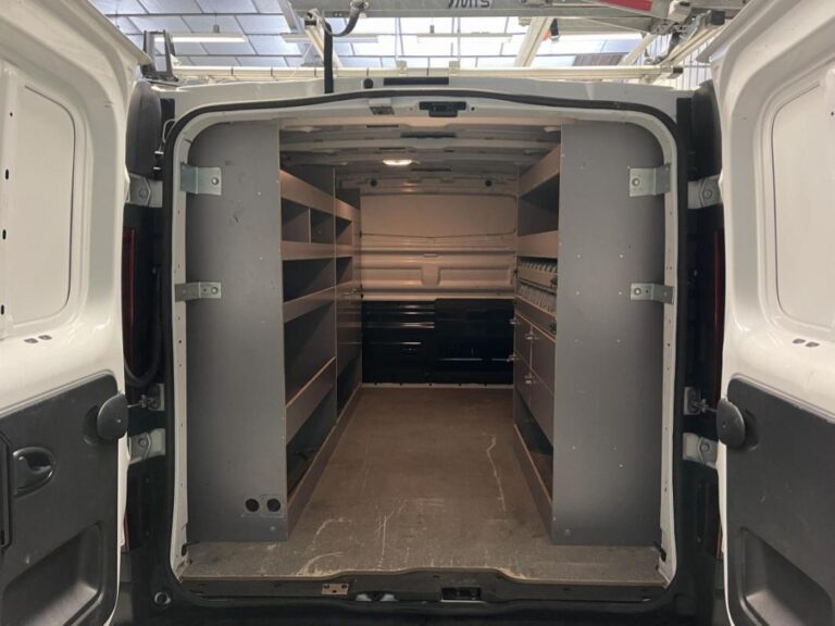 Renault Trafic III FG GCF 1000 Energy dCi 145 EDC - Image 13 (July 7, 2026)