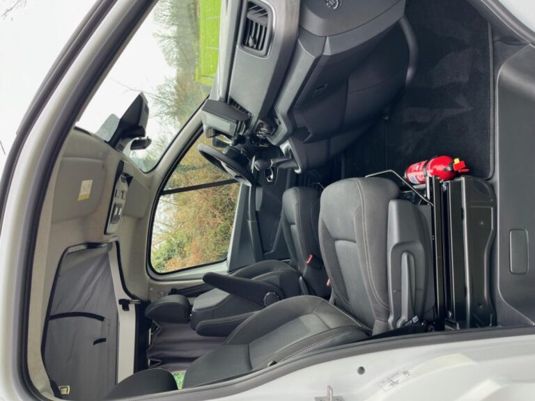 Renault Trafic Grand SpaceNomad III équilibre blue dCi 150 EDC - Image 20 (July 7, 2026)