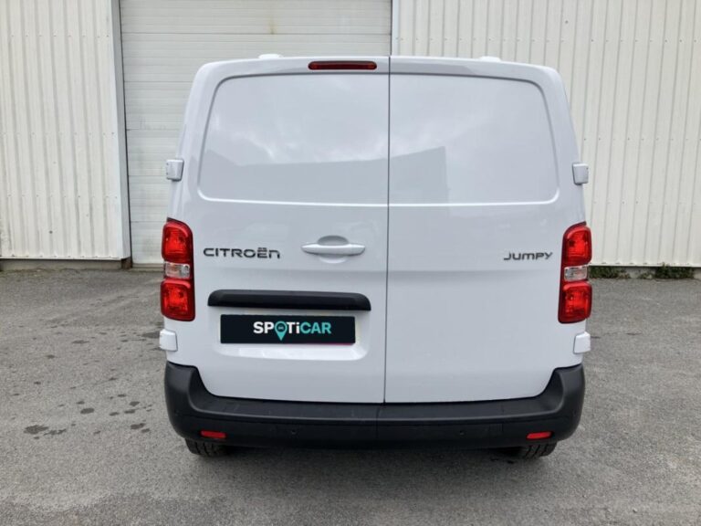 Citroën Jumpy III Taille M BHDi 180 EAT8 PACK PREM CONNECT - Image 04 (July 7, 2026)