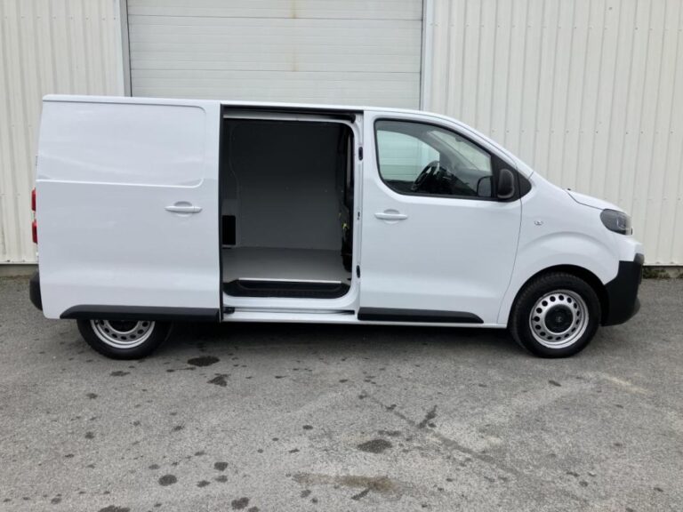 Citroën Jumpy III Taille M BHDi 180 EAT8 PACK PREM CONNECT - Image 07 (July 7, 2026)