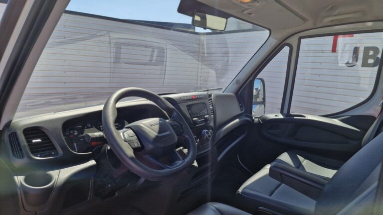 Iveco Daily 35C16 Quad-Leaf BENNE + COFFRE - Image 16 (July 7, 2026)