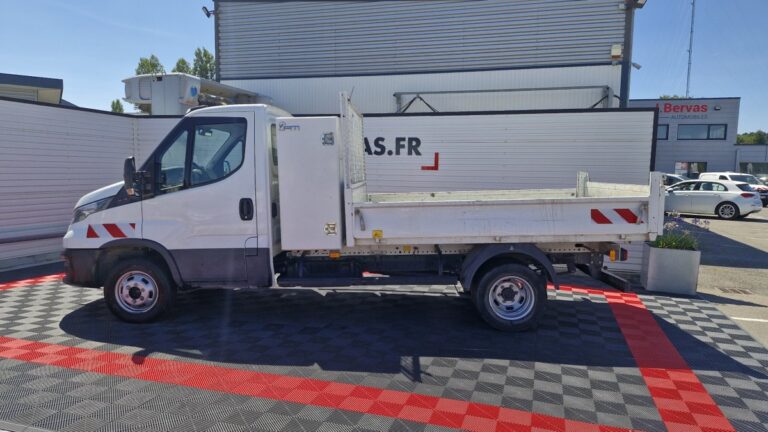 Iveco Daily 35C16 Quad-Leaf BENNE + COFFRE - Image 03 (July 7, 2026)