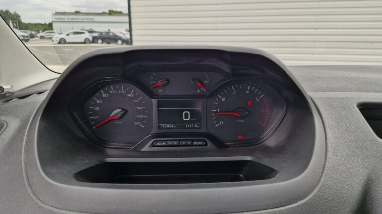Peugeot Partner STANDARD 1000 KG BLUEHDI 100 ASPHAL - Image 15 (July 7, 2026)