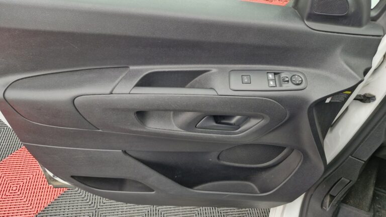 Peugeot Partner STANDARD 1000 KG BLUEHDI 100 ASPHAL - Image 19 (July 7, 2026)