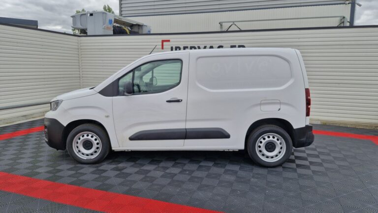 Peugeot Partner STANDARD 1000 KG BLUEHDI 100 ASPHAL - Image 03 (July 7, 2026)