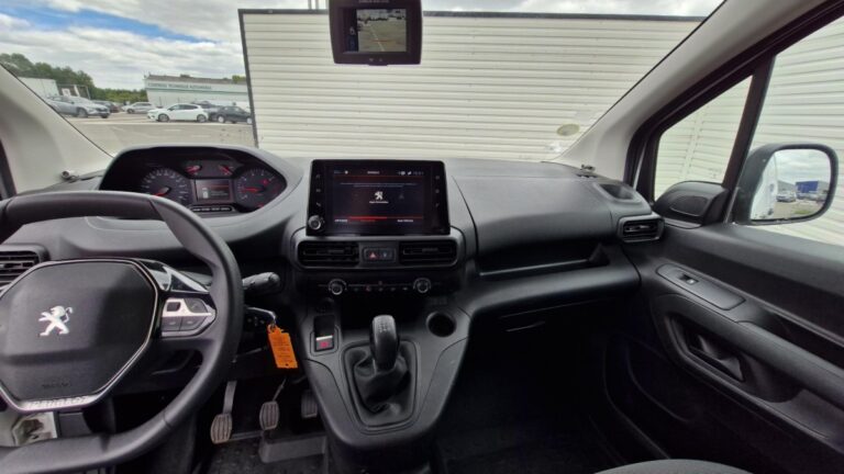 Peugeot Partner STANDARD 1000 KG BLUEHDI 100 ASPHAL - Image 07 (July 7, 2026)