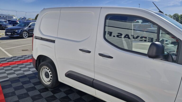 Peugeot Partner STANDARD 650 KG BLUEHDI 75 PREMIUM - Image 19 (July 7, 2026)