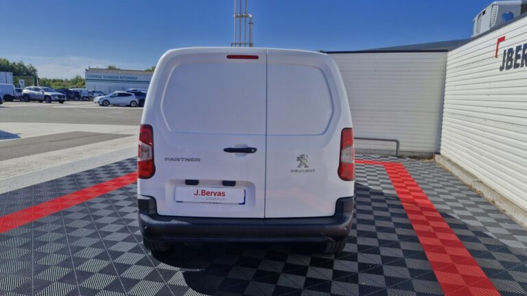 Peugeot Partner STANDARD 650 KG BLUEHDI 75 PREMIUM - Image 05 (July 7, 2026)