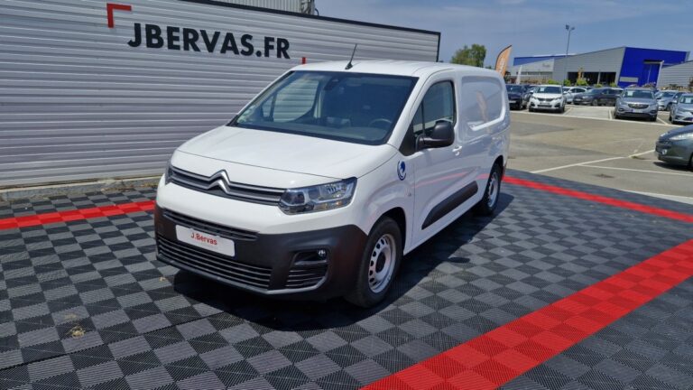 Citroën Berlingo XL ELECTRIQUE 136 ch batterie 50 kwh club - Image 01 (July 7, 2026)