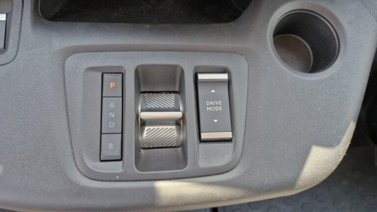 Citroën Berlingo XL ELECTRIQUE 136 ch batterie 50 kwh club - Image 15 (July 7, 2026)