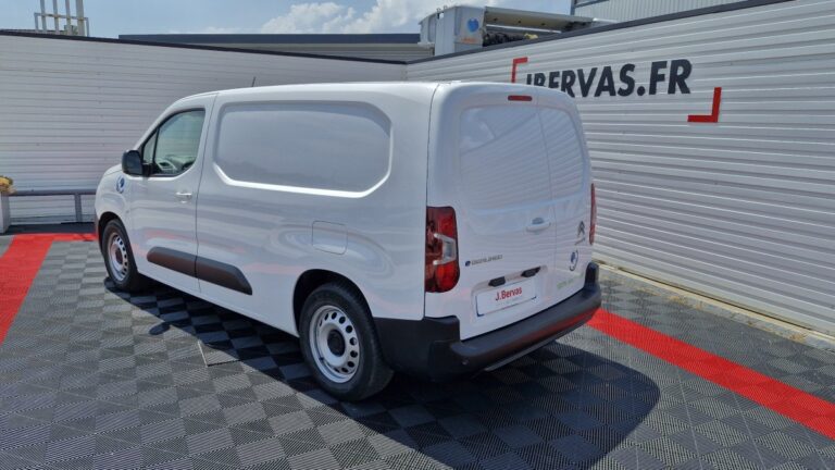 Citroën Berlingo XL ELECTRIQUE 136 ch batterie 50 kwh club - Image 04 (July 7, 2026)