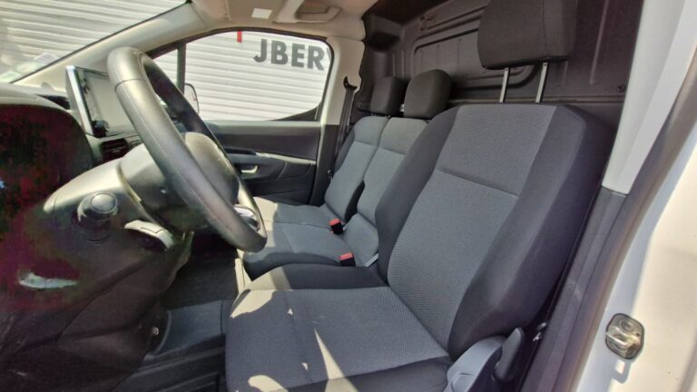 Citroën Berlingo XL ELECTRIQUE 136 ch batterie 50 kwh club - Image 08 (July 7, 2026)