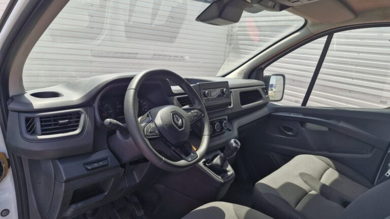Renault Trafic Blue DCI 130 CONFORT - Image 13 (July 7, 2026)