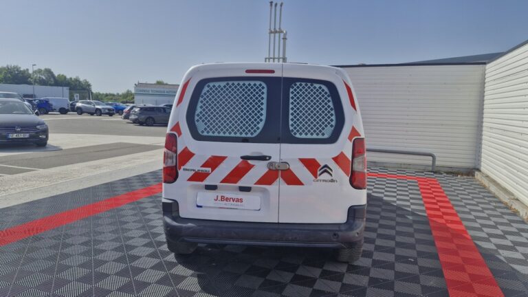 Citroën Berlingo M 1000 PURETECH 130 EAT8 WORKER - Image 04 (July 7, 2026)